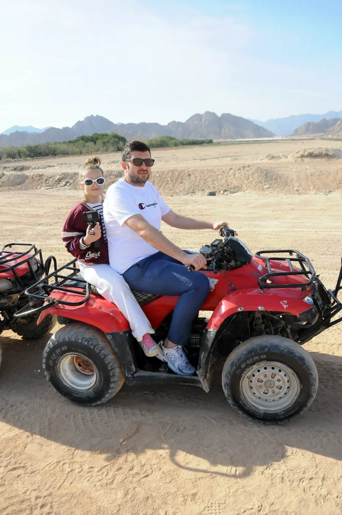 رحلات سفاري العشاء البدوي والحفله شرم الشيخ